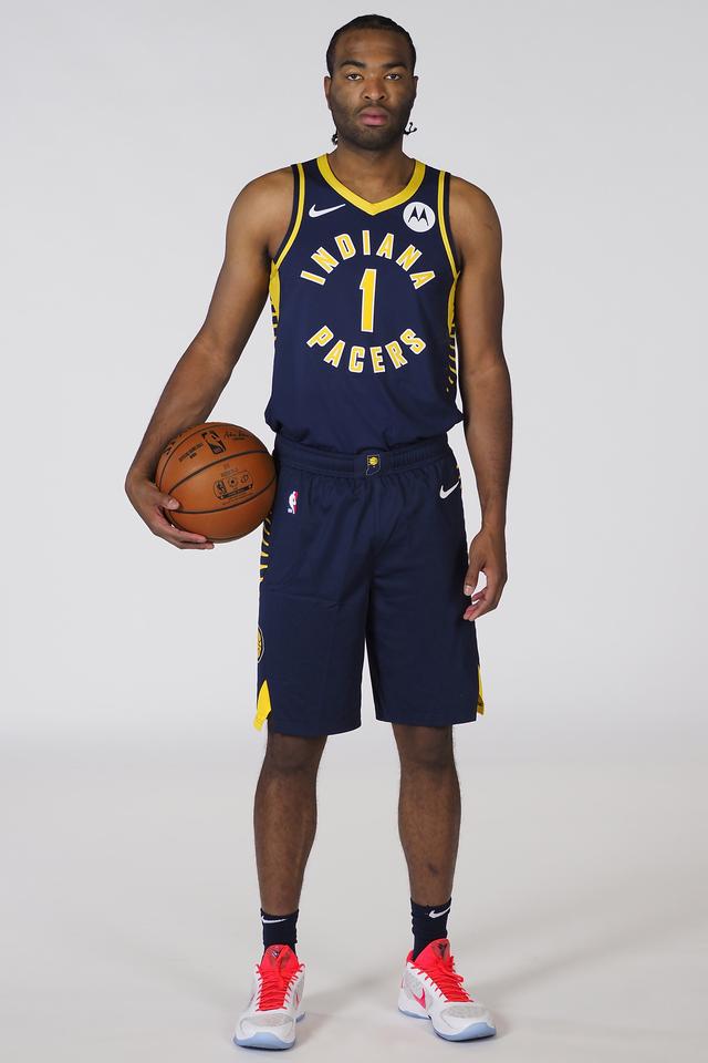 现的背后 现的背后