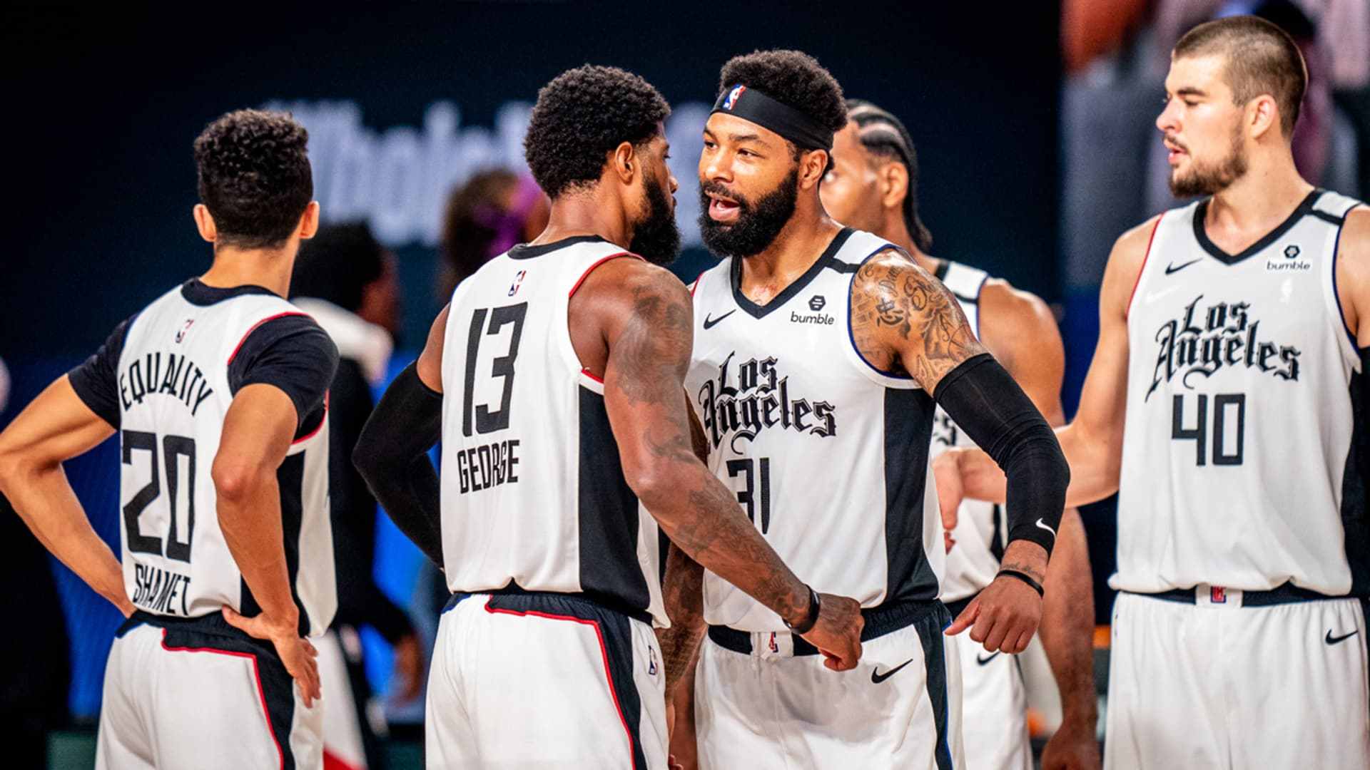 与空中身体 与空中身体