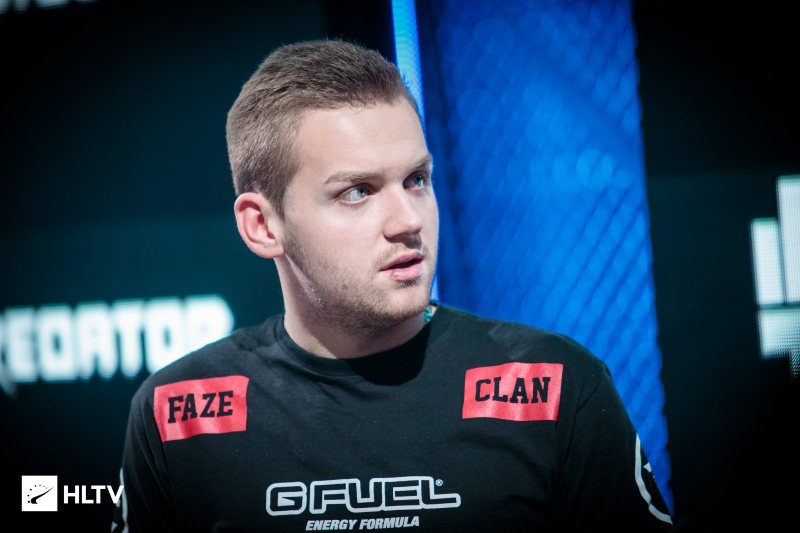 阿斯顿维拉 阿斯顿维拉