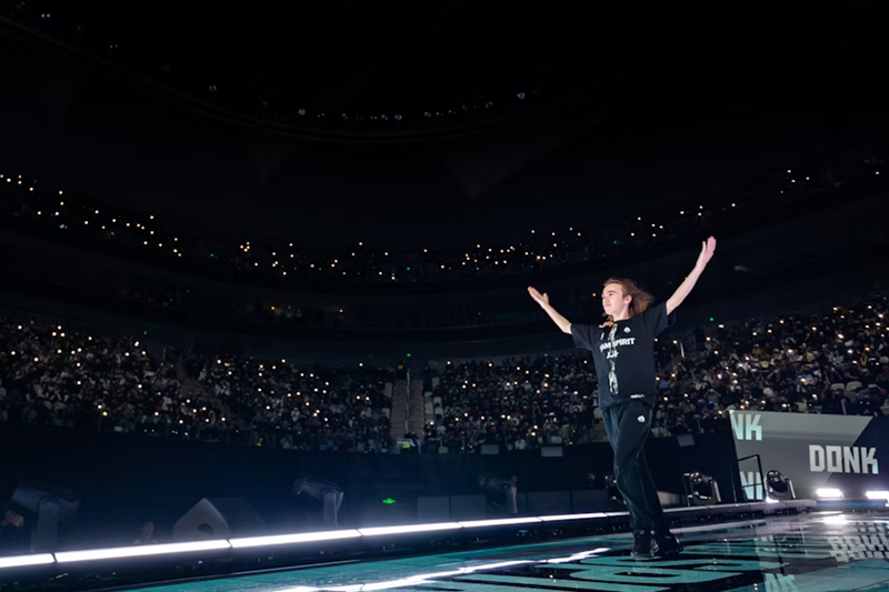 随着伤情被 随着伤情被